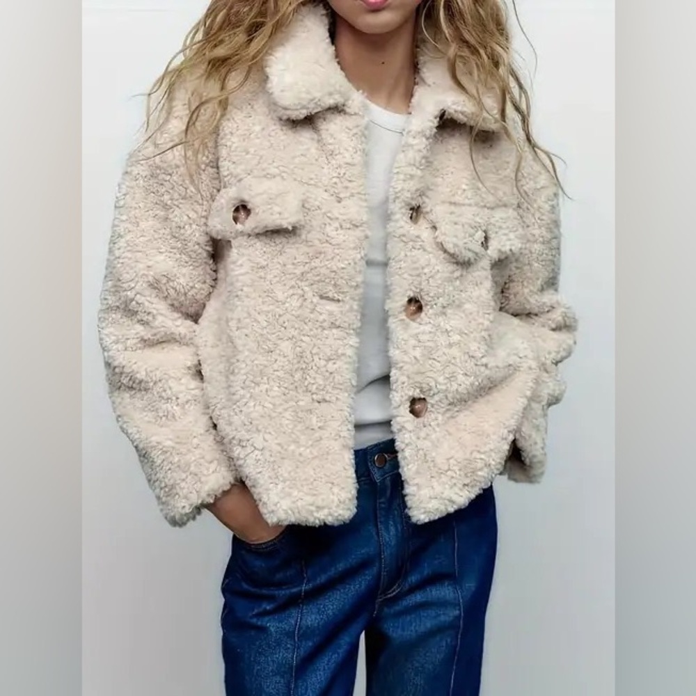 ZARA Faux Shearling Overshirt Ecru Jacket Far Coat Cream White Size XS